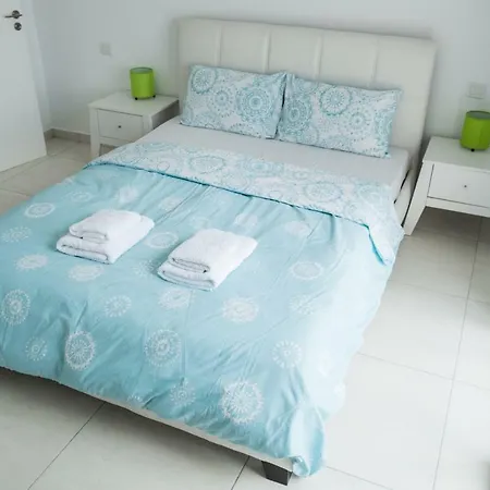 Lighthouse Luxury Townhouse 3 Apartment