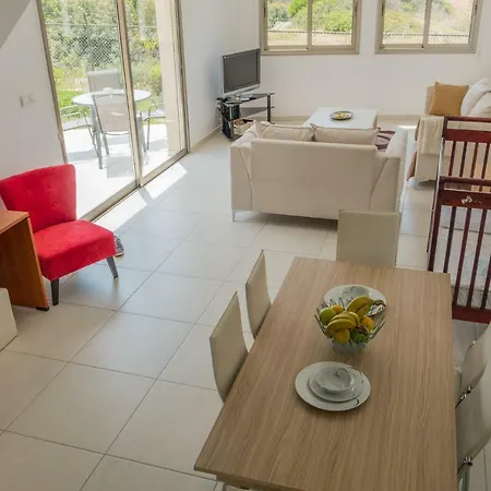 Lighthouse Luxury Townhouse 3