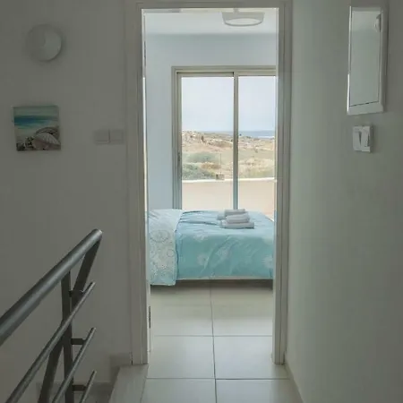 Lighthouse Luxury Townhouse 3 Apartment