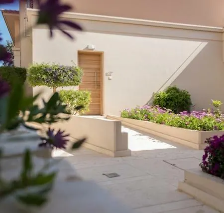 Lighthouse Luxury Townhouse 3