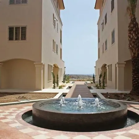 Lighthouse Luxury Townhouse 3 Paphos